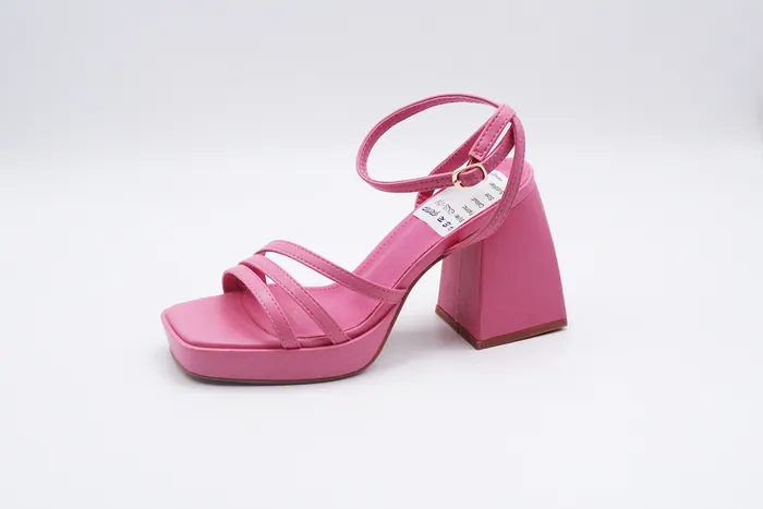 SANDALS ES23-1198 — H.E.R